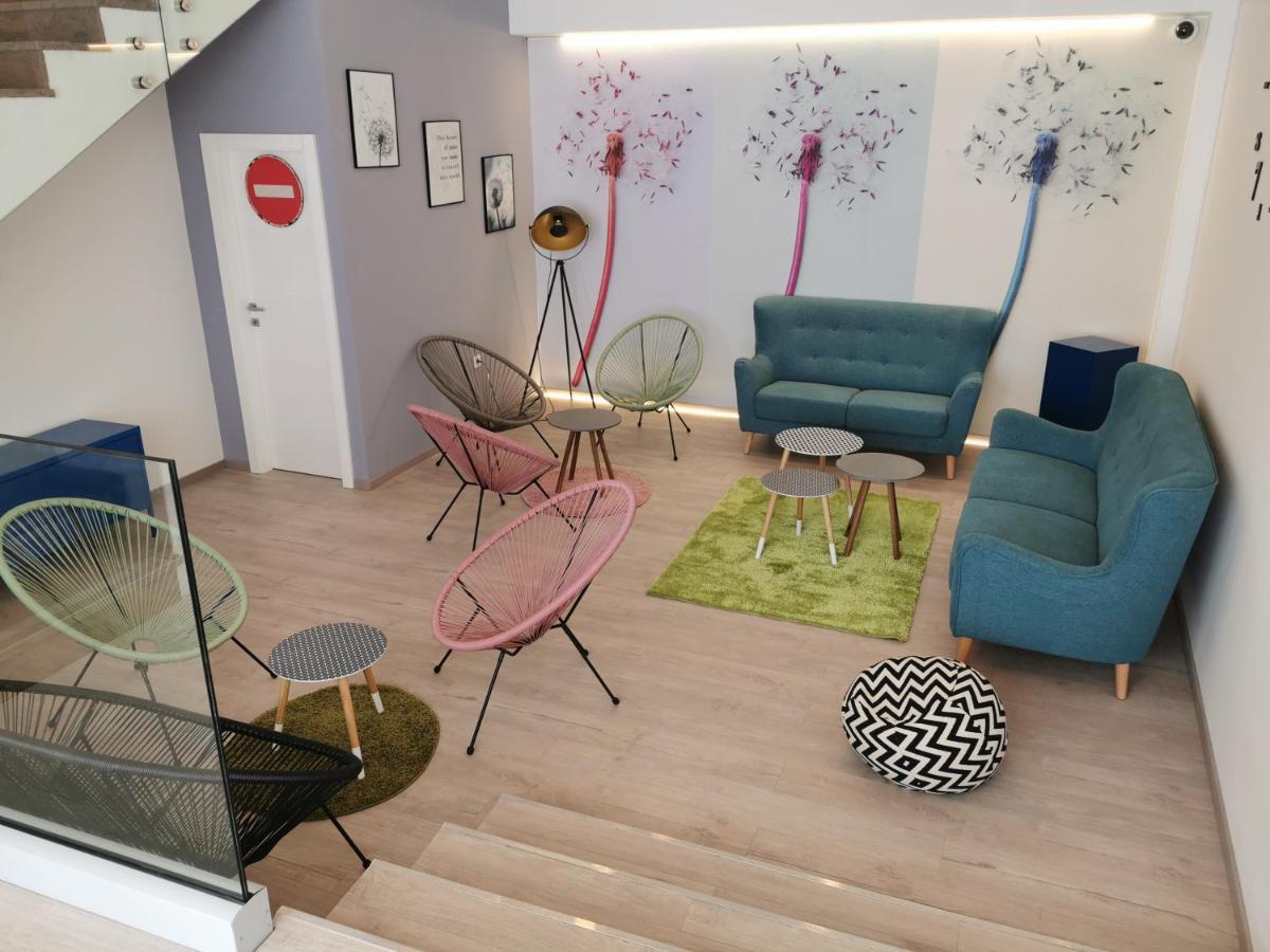 Dandelion hostel Zadar Luaran gambar