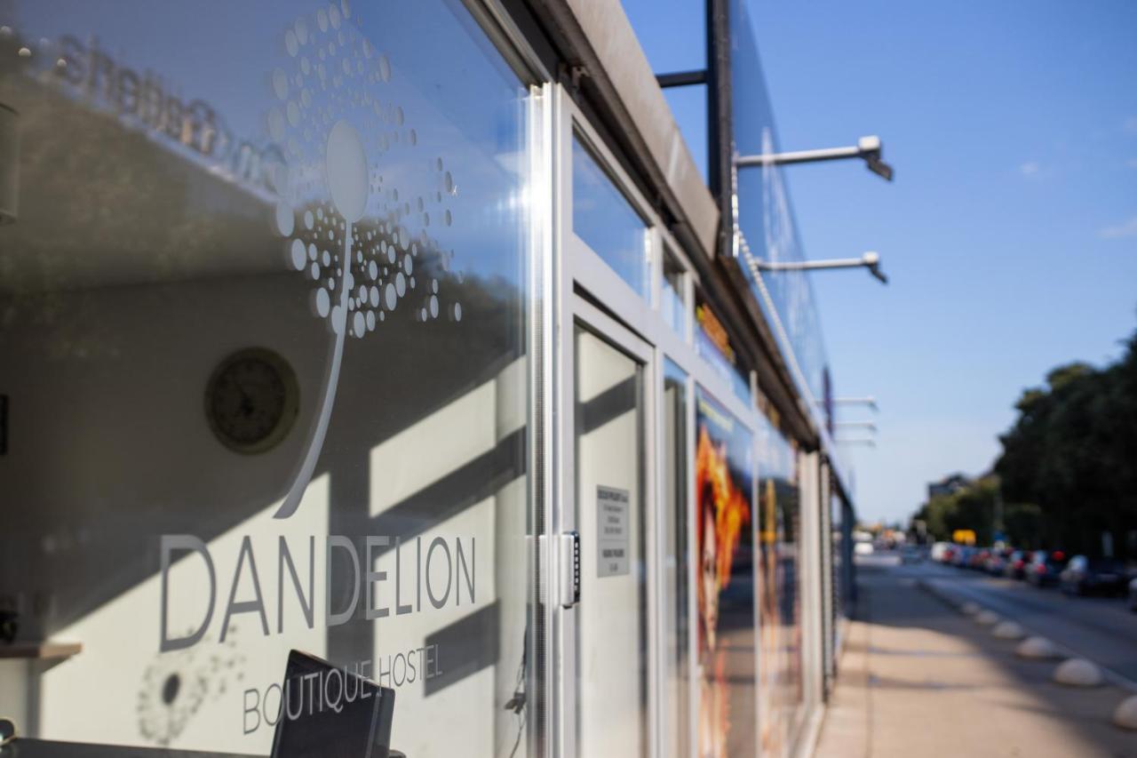 Dandelion hostel Zadar Luaran gambar